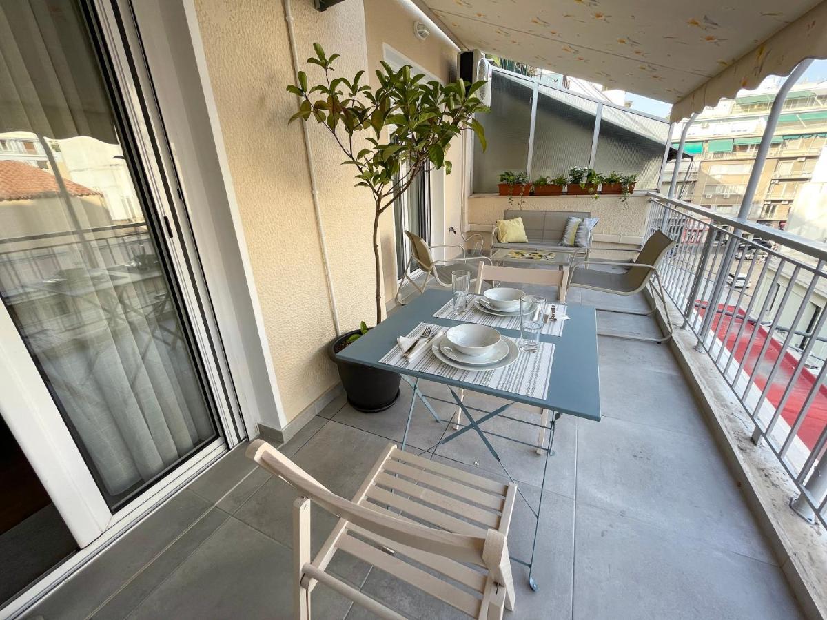 Iris Apartment Атина Екстериор снимка